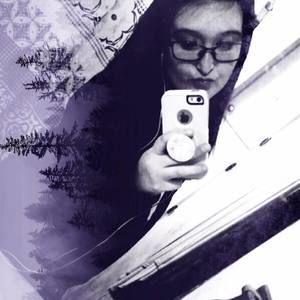 Meet your Posher, Carrie